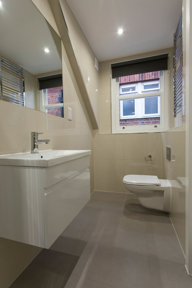 North West 6 Apartments