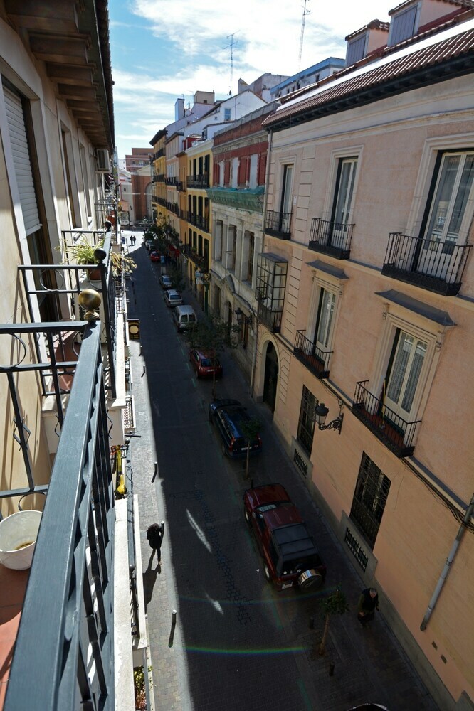 Apartamentos Museo Del Prado Madrid Centro