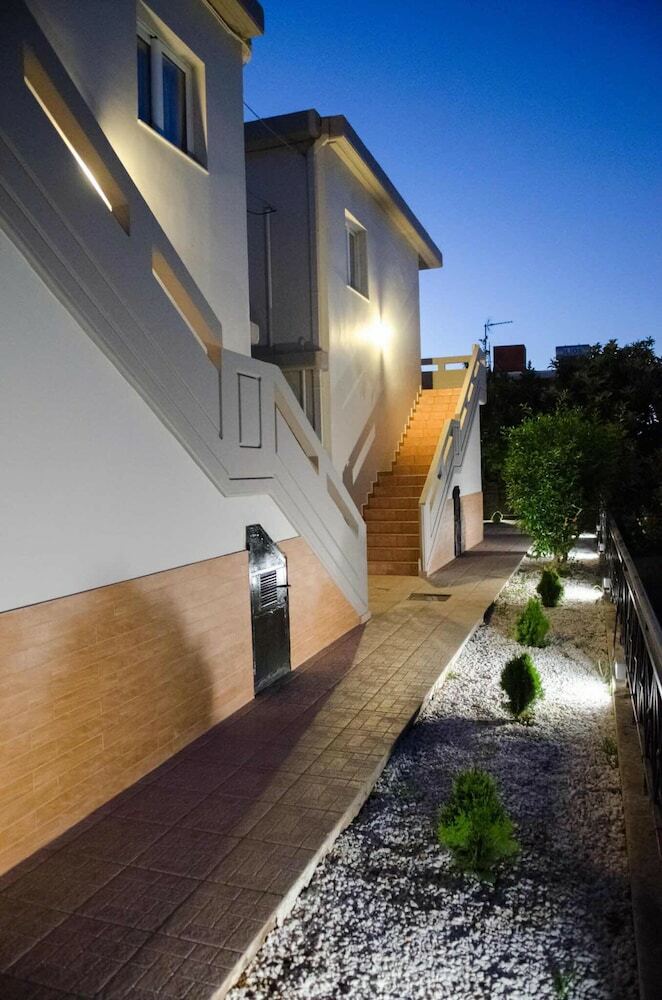 Apartamentos Iokasti Homes