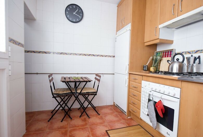 City Center Apartment With Wifi