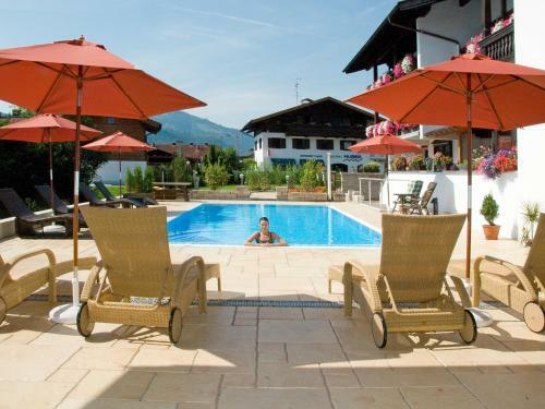 Hostal G�stehaus Wei�es R�ssl