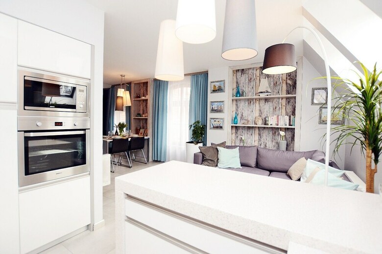 Golden Sun Apartments - Port