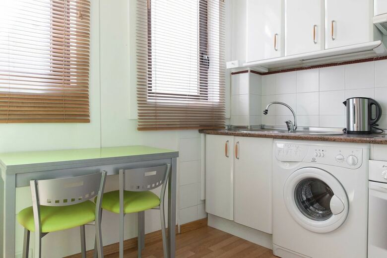 Apartamentos Plaza de Lavapi�s Madrid Centro
