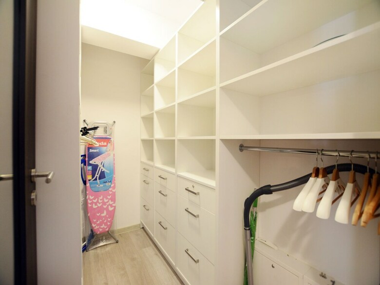 Golden Sun Apartments- Polanki