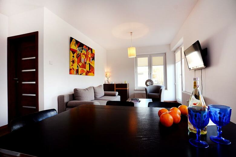 Golden Sun Apartments- Polanki