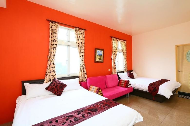 Hotel Happy Castle