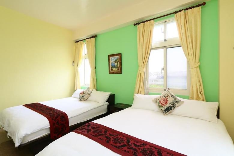 Hotel Happy Castle