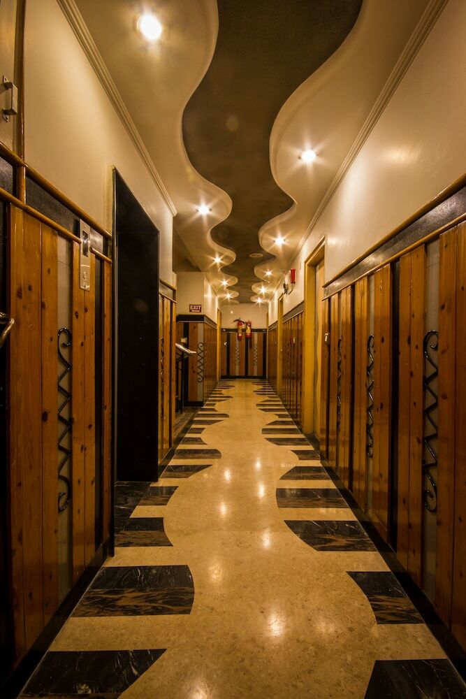 The Sun Court Hotel Yatri