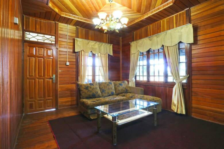 Hotel Villa Jatimas Hijau