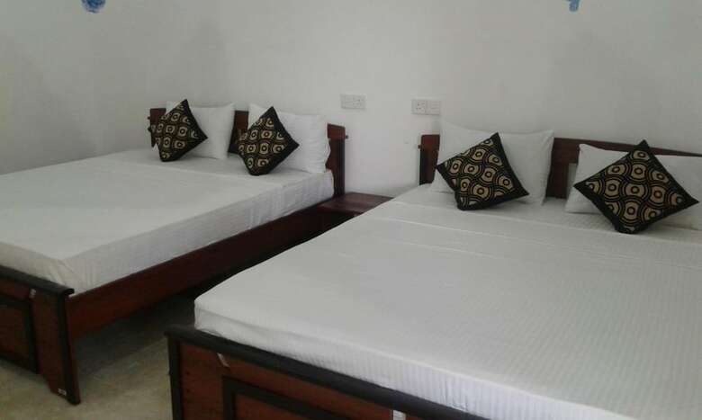 Hotel Green Bamboo House