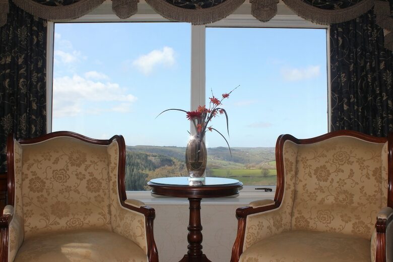The Mallyan Spout Hotel