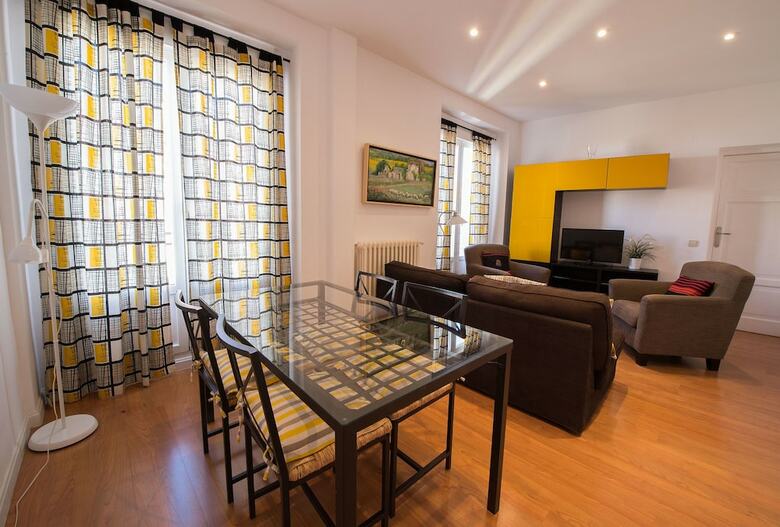 Apartamentos Madrid Centro-gran V�a
