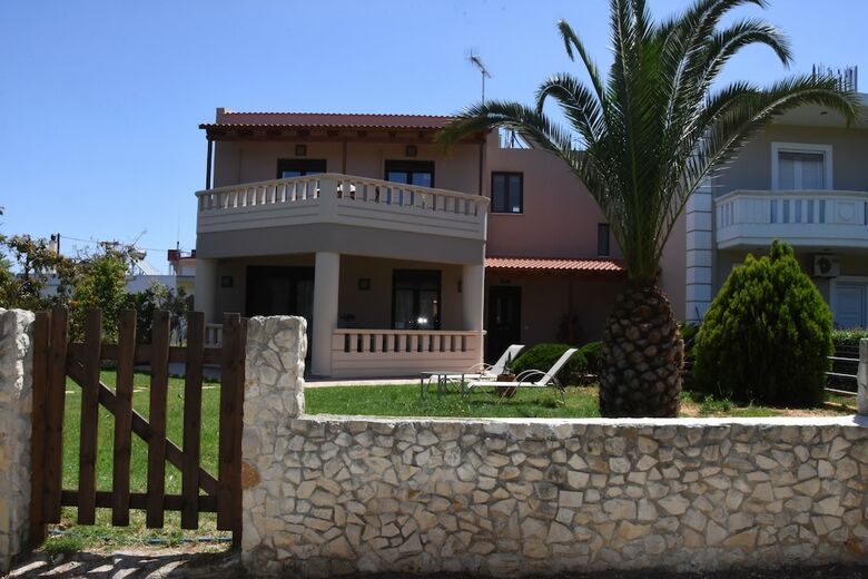 Villa Fanouris