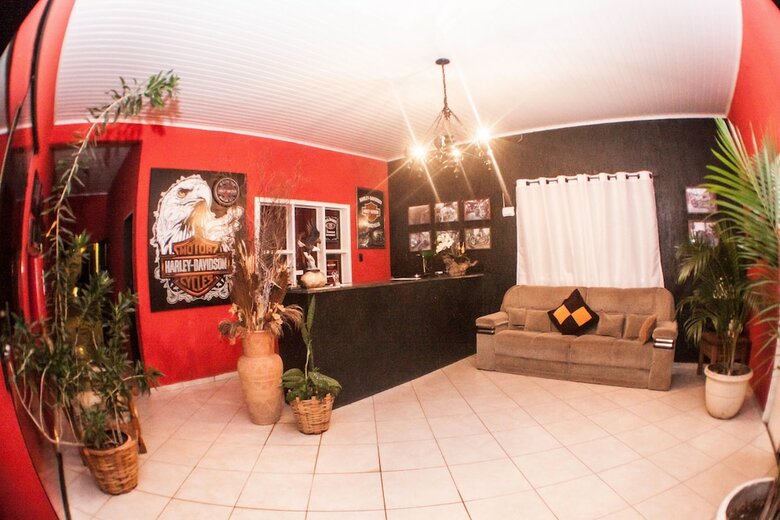 Road House Go 118 Motorcycle Hotel