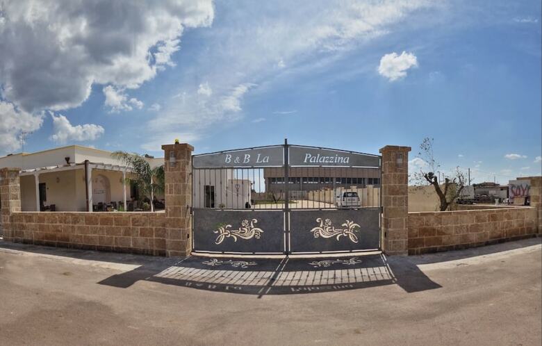 La Palazzina Bed & Breakfast