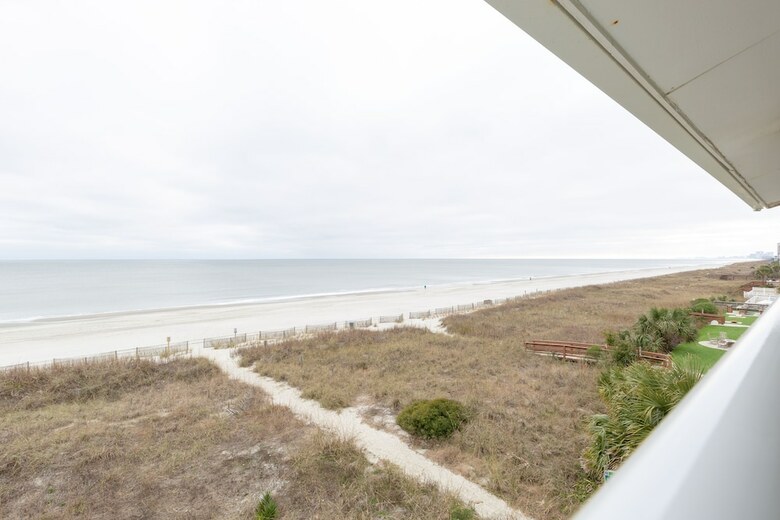 A Place At The Beach By Capital Vacations