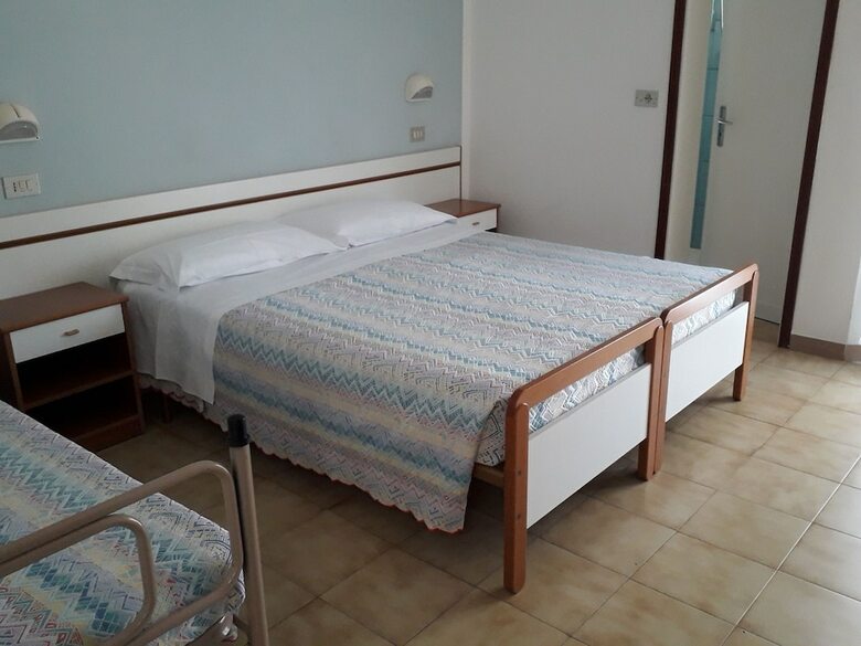 Hotel Lora