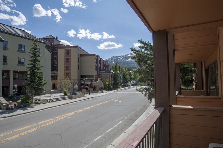 Der Steiermark (downtown Condos With Ski Access)