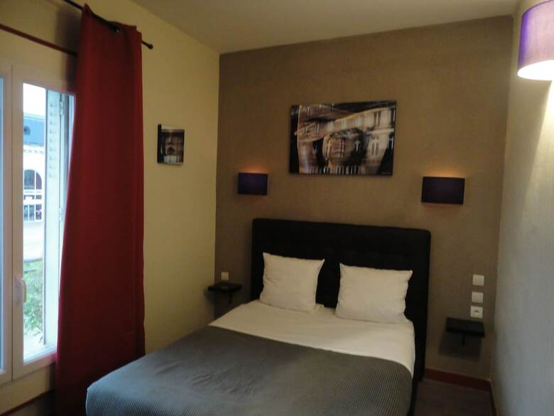 Hotel H�tel Des Deux Gares