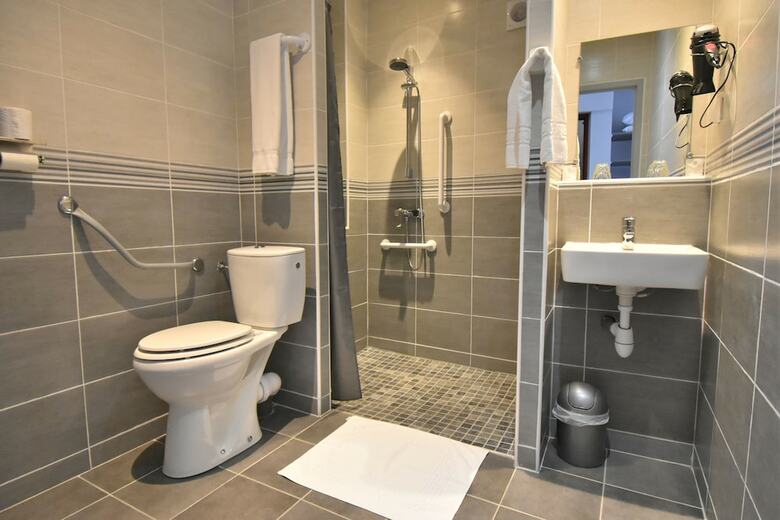Hotel H�tel Des Deux Gares