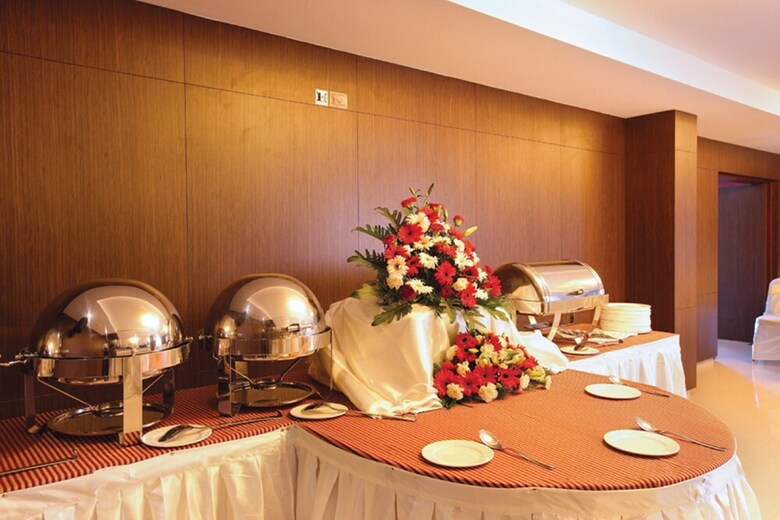 Hotel Jk Residency Kelakam
