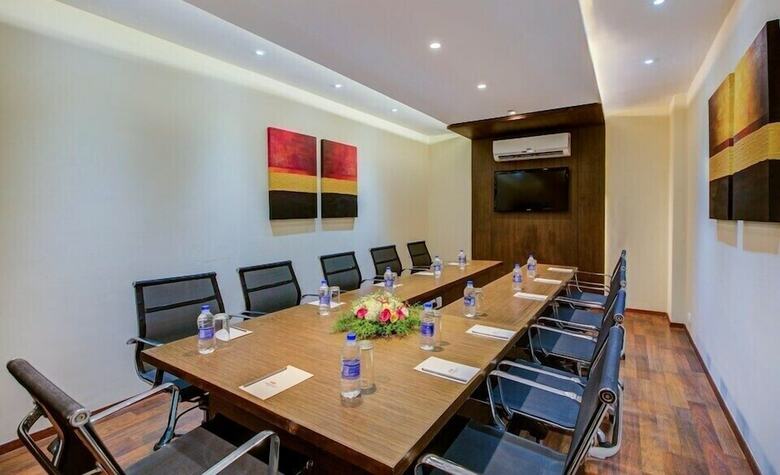 Hotel Jk Residency Kelakam