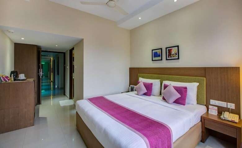 Hotel Jk Residency Kelakam