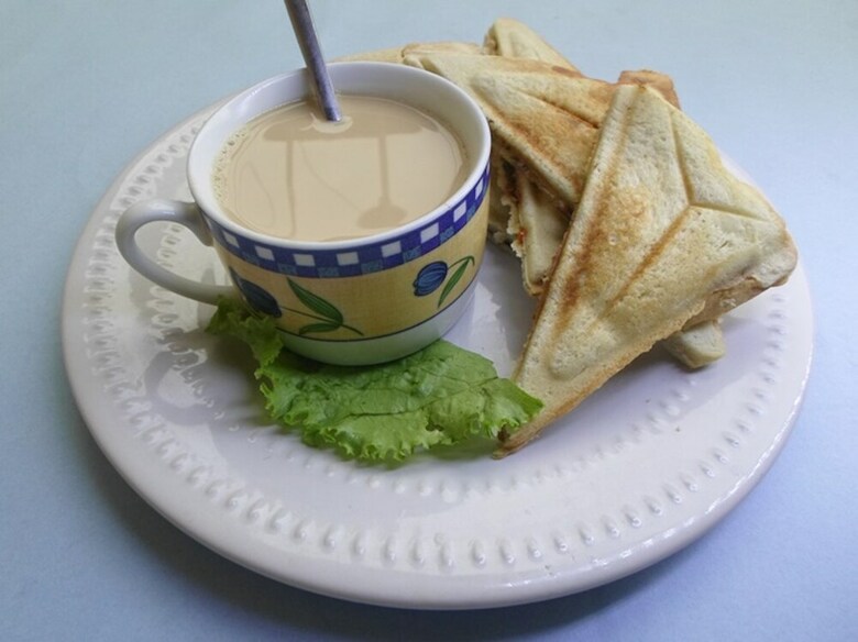 Roneks Royal Hotel & Suites