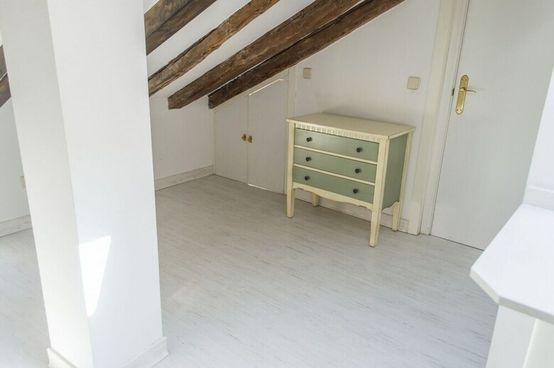 Apartamentos Buhardilla Plaza de Espa�a Con Vistas