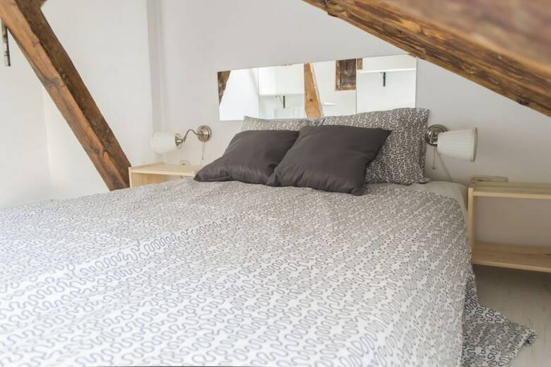 Apartamentos Buhardilla Plaza de Espa�a Con Vistas