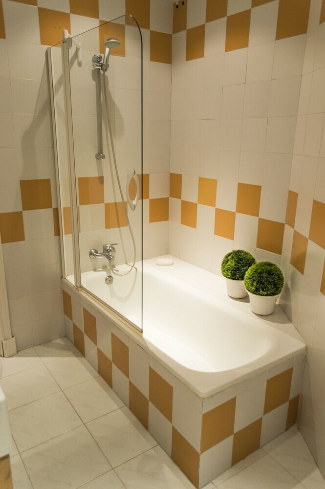 Apartamentos Plaza Cibeles Madrid Centro
