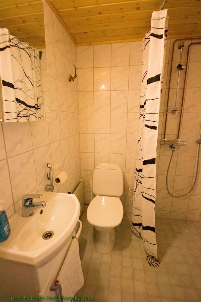 Hotelli Korpikartano