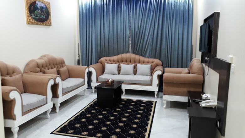 Hotel Al Raha Garden Suites