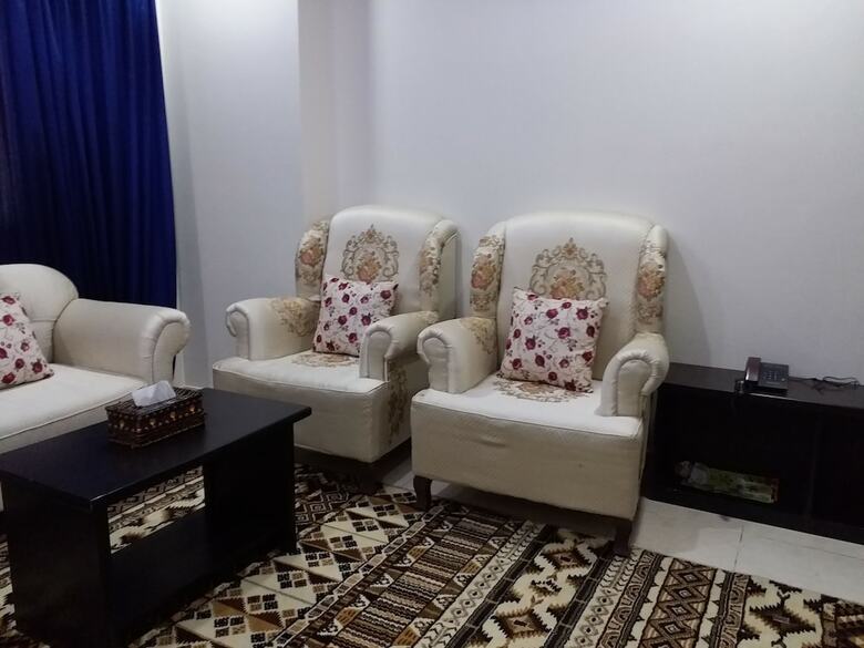 Hotel Al Raha Garden Suites