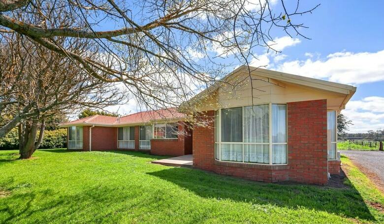 Impressive Hobby Farm Close In Bungaree