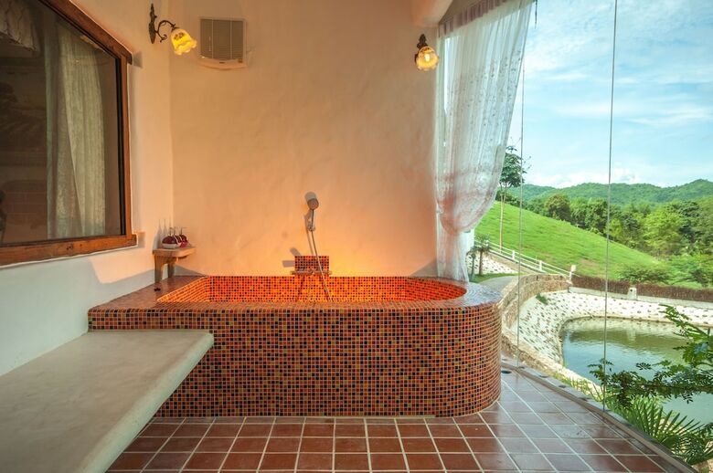 Hotel Swiss Valley Hip Resort