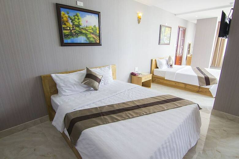 Ngoc Hanh Beach Hotel