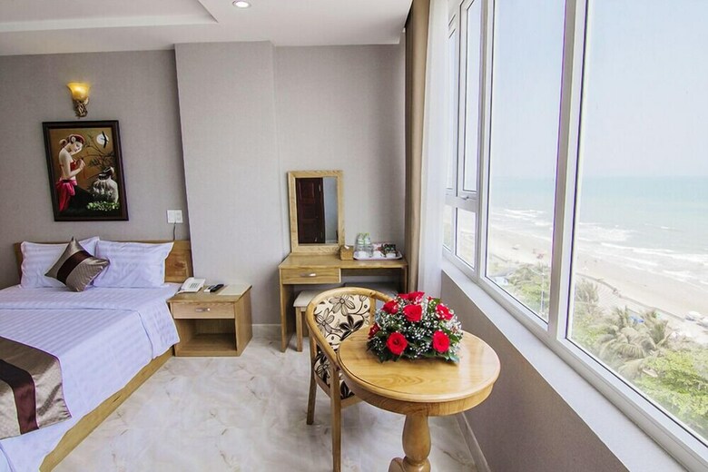 Ngoc Hanh Beach Hotel