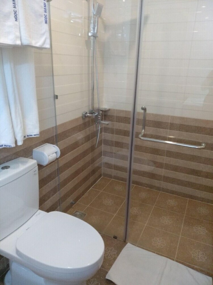 Ngoc Hanh Beach Hotel