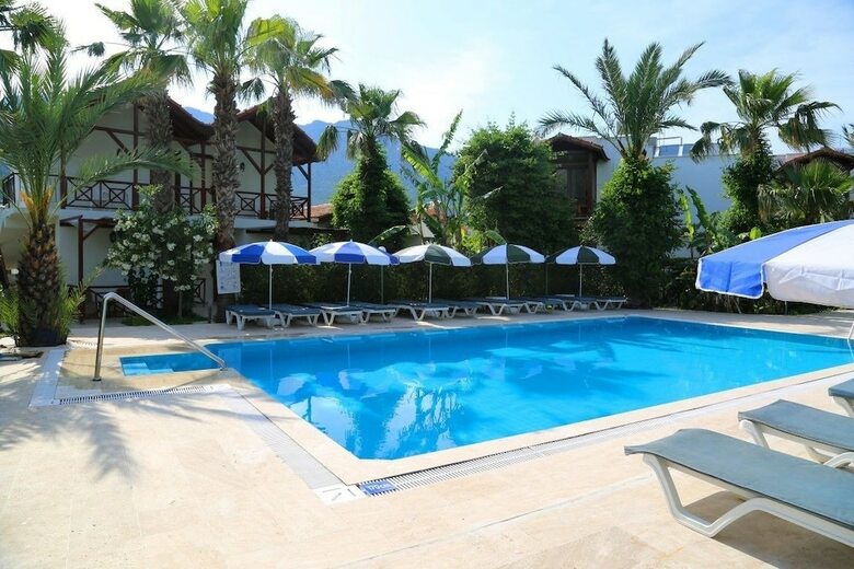Hotel Arkadas Otel