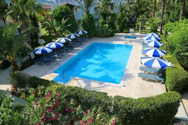 Hotel Arkadas Otel