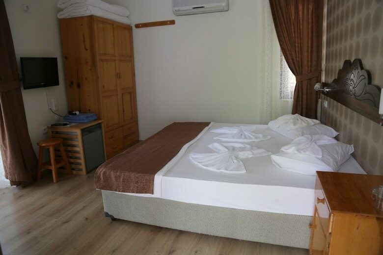 Hotel Arkadas Otel