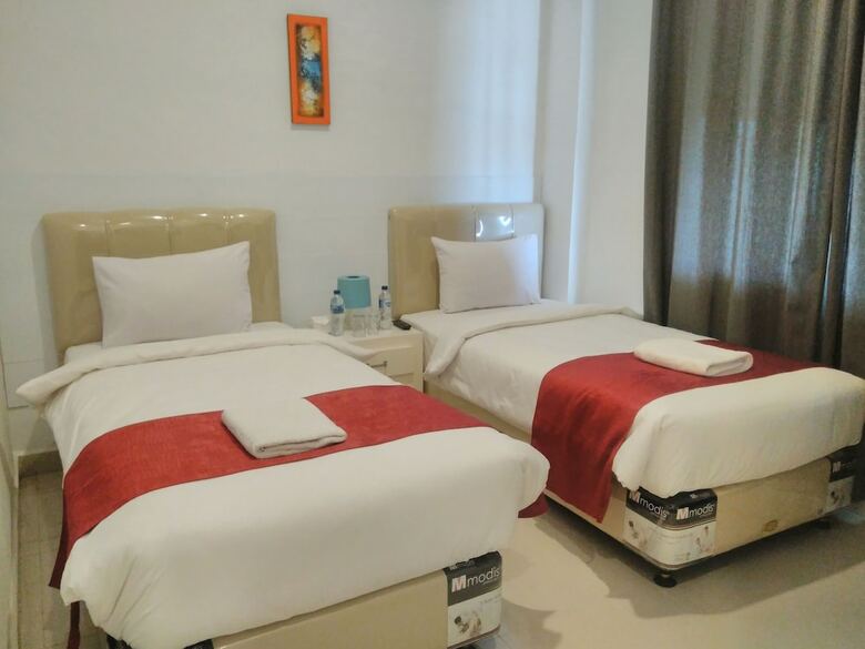 Hadrah Hotel