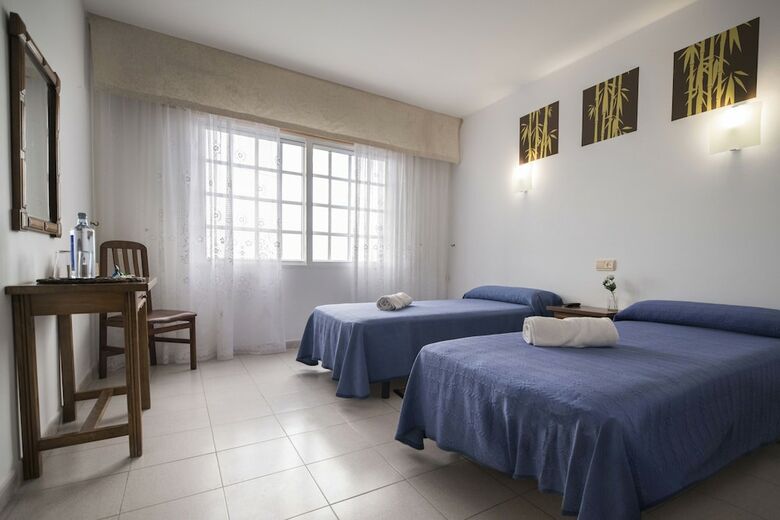 Pension Dukes Habitaciones
