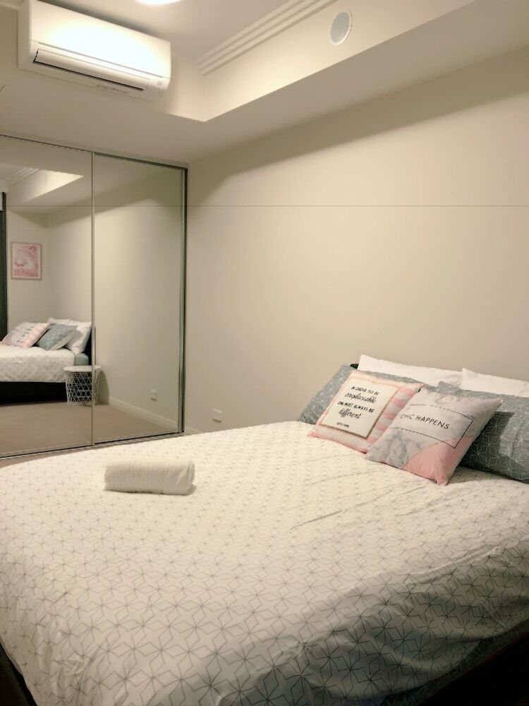 Apartamentos The Elegant Designer Home