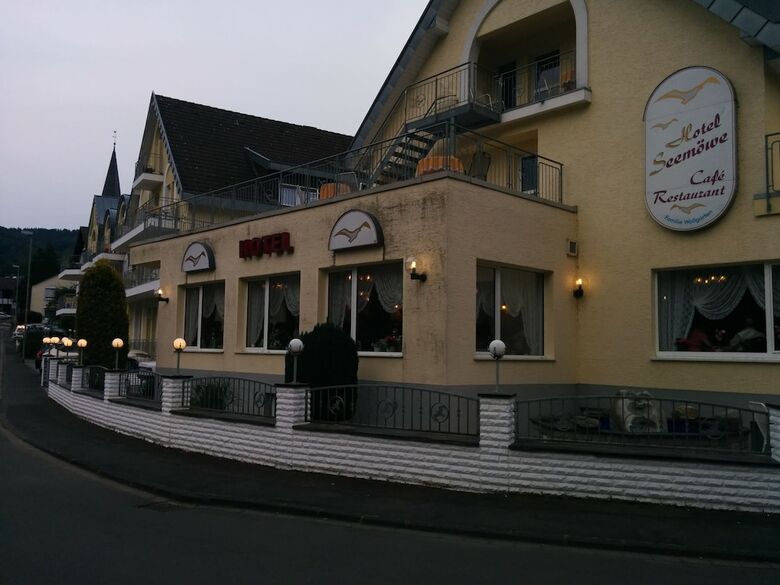 Hotel Seem�we