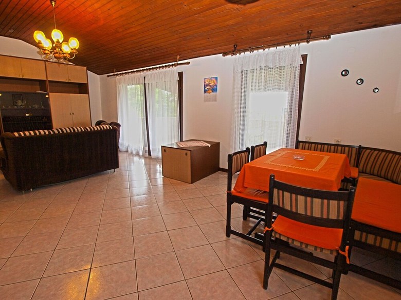 Apartment Jan 325