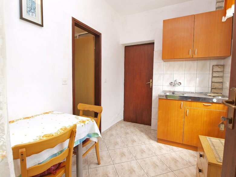 Hotel Apartment Ana 1068