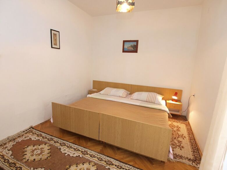 Hotel Apartment Ana 1068