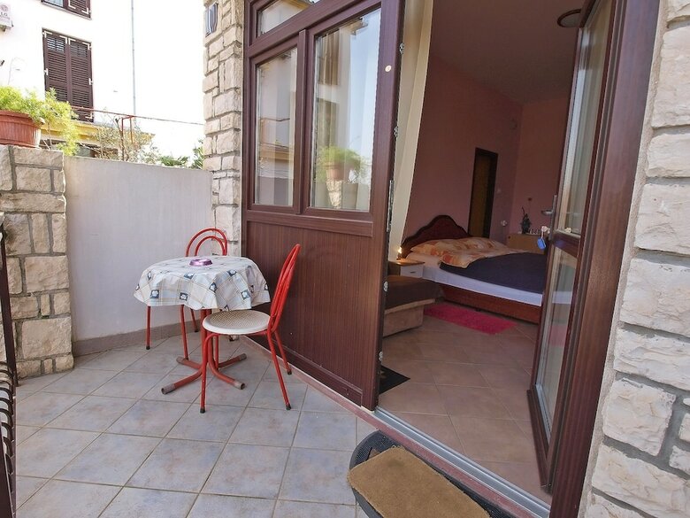 Hotel Apartment Ana 1068